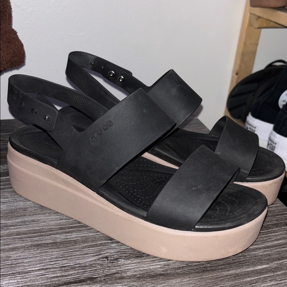 CROCS Women's Black and Cream Platform Sandals